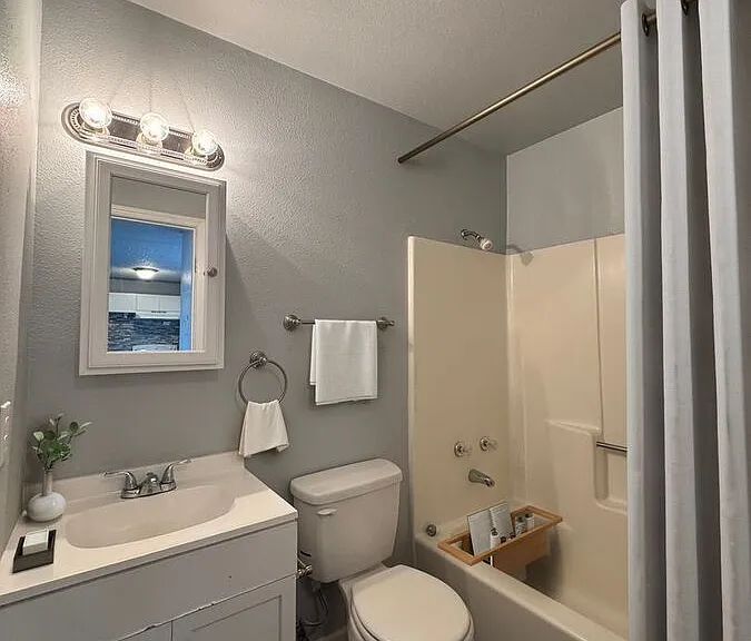 6895 Space Village Avenue — Photo 21