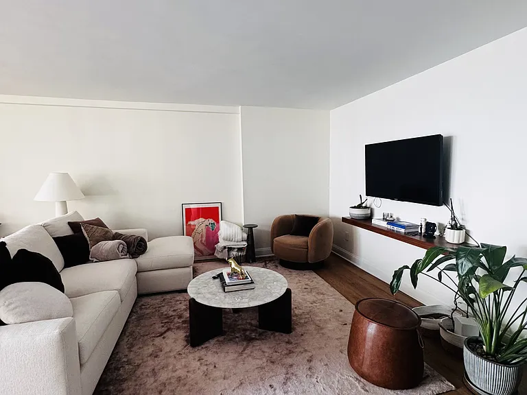 200 Winston Dr #3011 — Photo 2