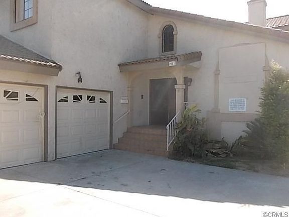 2nd image of 2571 San Francisco Ave