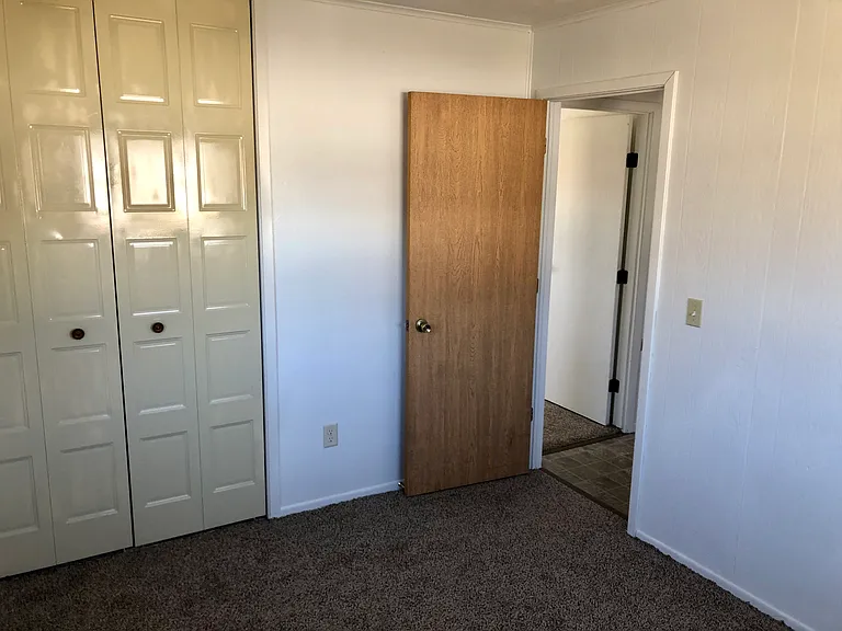 130 & 132 Fauber Ln #132 — Photo 5