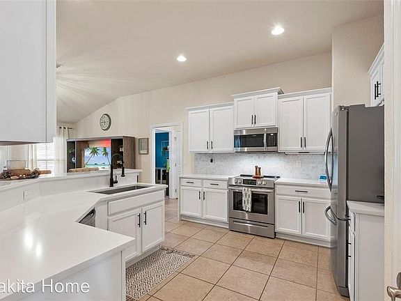 5th image of 14415 Edinburgh Moor Dr