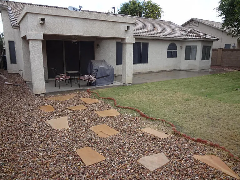 1341 W Bartlett Way — Photo 2
