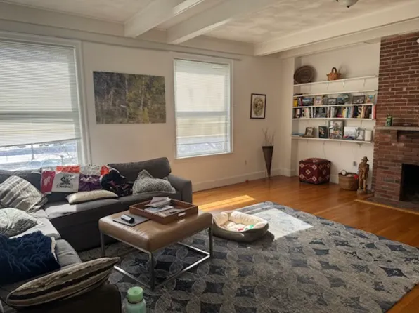 1714 Beacon St, Brookline, MA