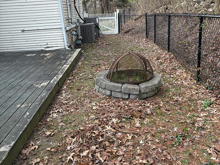 Fenced in Side Yard #2