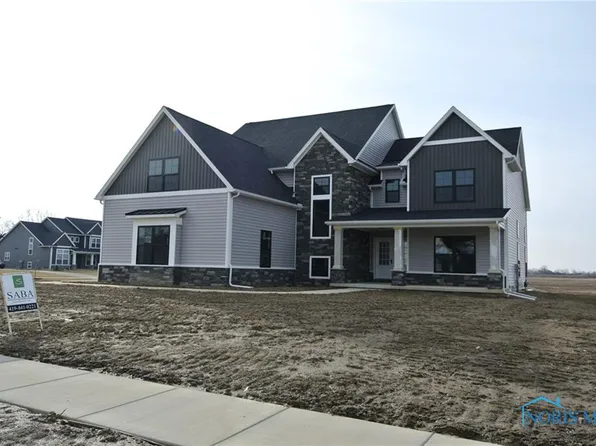 549 Canterbury Blvd, Perrysburg, OH 43551