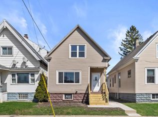 2122 S 24th St, Milwaukee, WI 53215