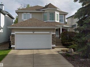 11716 11a Ave NW, Edmonton, AB T6J 7C4