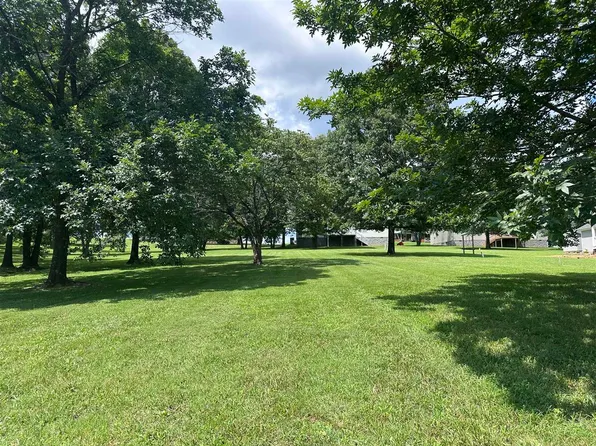 7 Buttercup Ct, Greenville, KY 42345