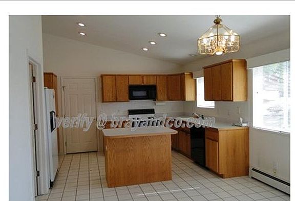 3950 Brambling lane kitchen island watermarked