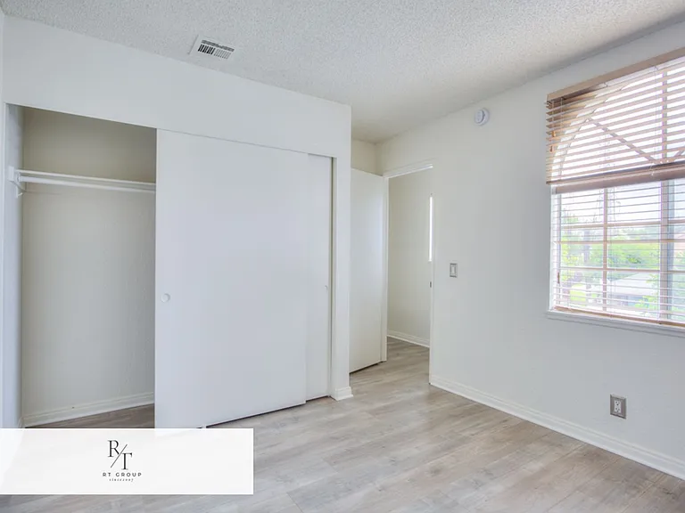 13006 Parkview Dr — Photo 31