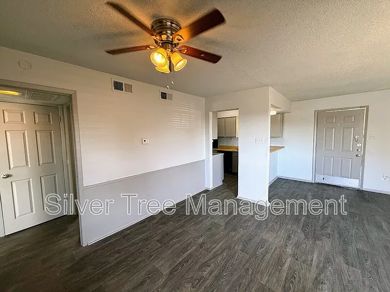 4820 Wellesley Ave #A — Photo 16