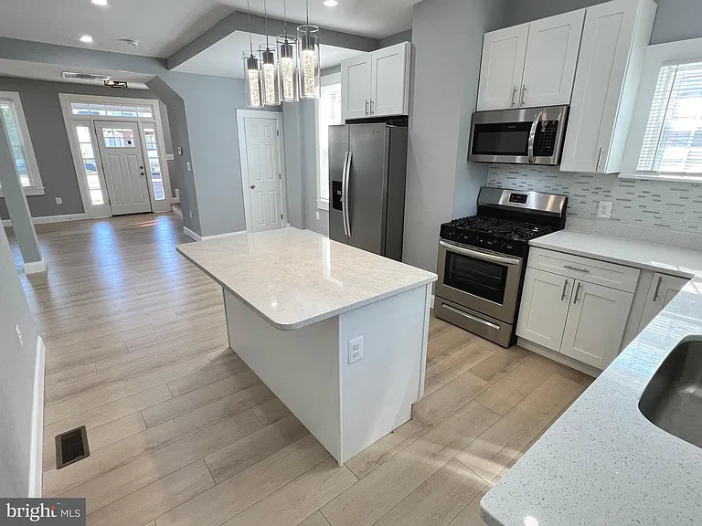 3119 Harview Ave — Photo 18
