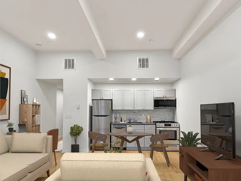 Franklin House Apartments — Photo 18