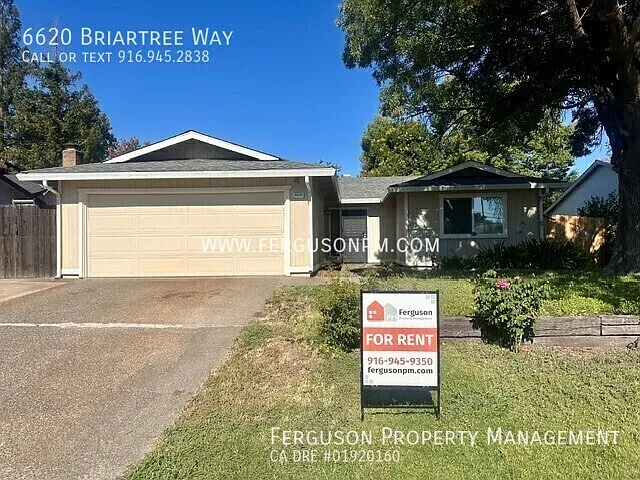 Remodeled Three Bedroom Home in a Great Citrus Heights Neighborhood — Photo 1