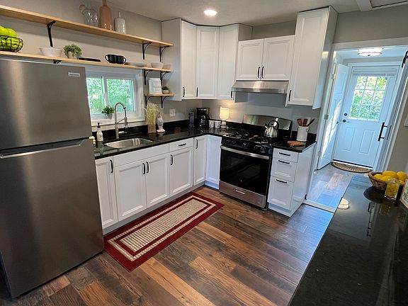 3rd image of 1024 Orlen Ave