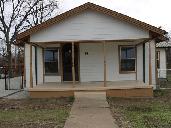611 W Strothers Ave, Seminole, OK 74868
