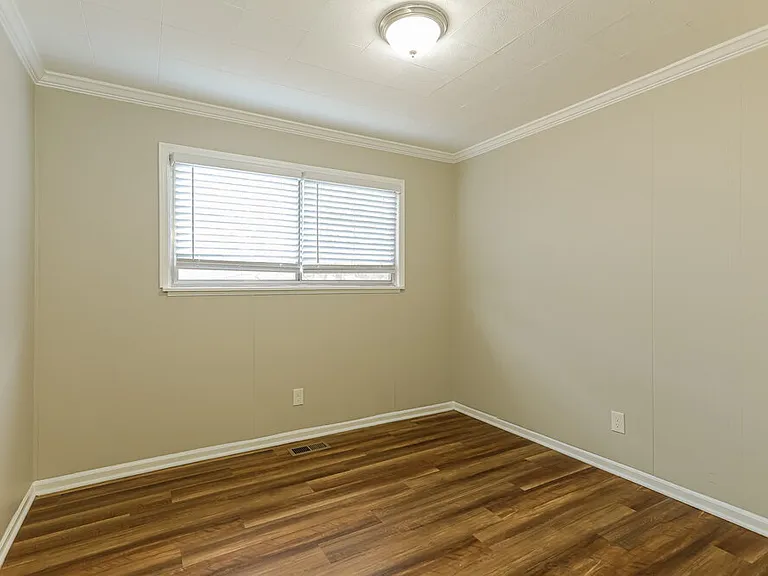 1217 Turf Dr — Photo 15