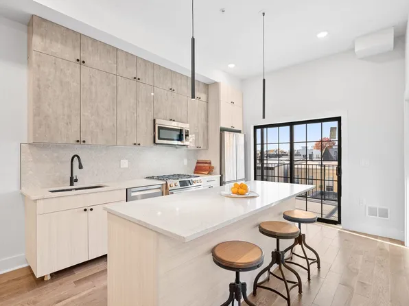 545 Palisade Avenue image 9 of 37