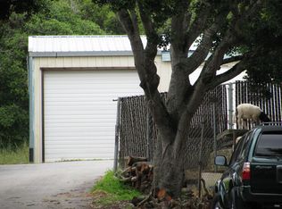 823 Echo Valley Rd, Salinas, CA 93907