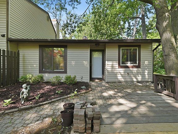 2nd image of 5038 Stellhorn Rd