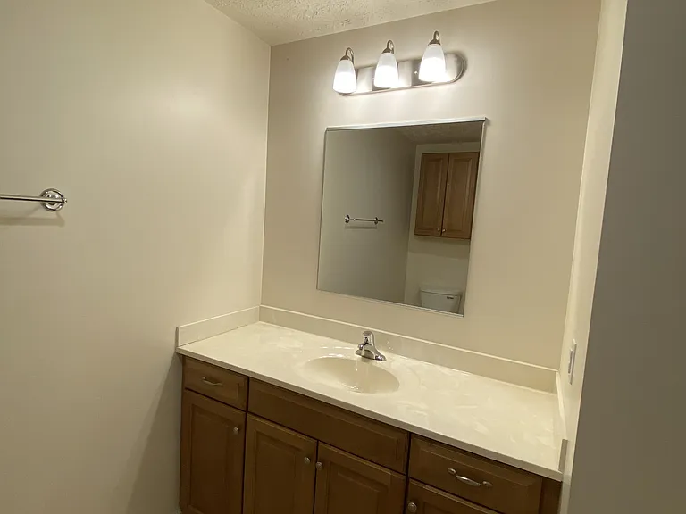 65 Woods Edge Rd #4 — Photo 20