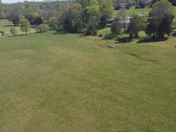 5th image of Country Ln