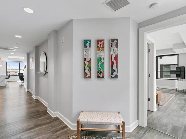 137 East Wilson Street #1113, Madison, WI 53703