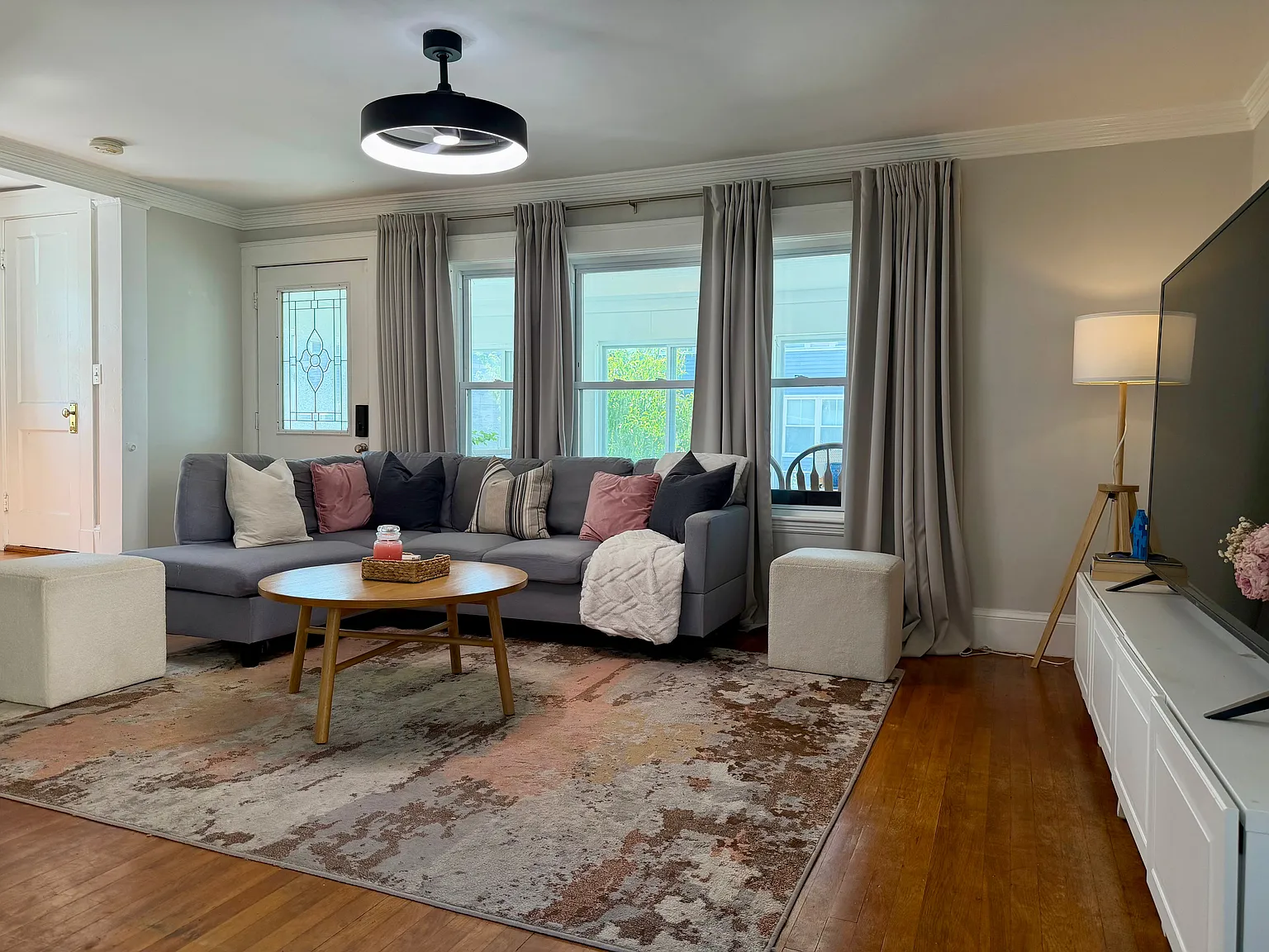 3 bed, 3.0 bath, $3,995 — Photo 1