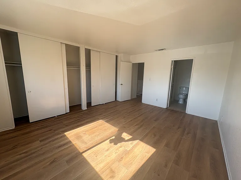 615 E Colorado Blvd #D — Photo 14