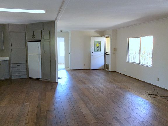 2nd image of 1050 Borregas Ave Spc 55