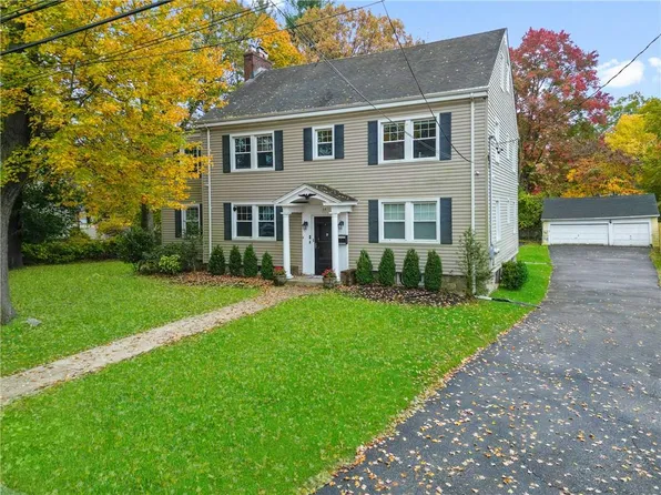 39 Glenorchy Place, New Rochelle, NY 10804