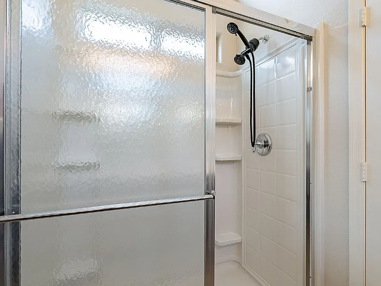 5054 S 235th Dr — Photo 27