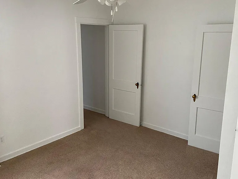 3225 W Liberty Ave #4 — Photo 5