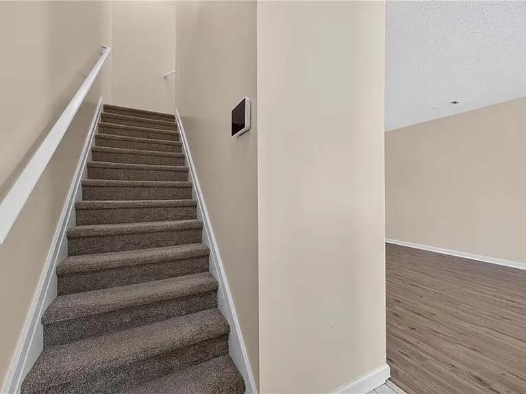 1471 Riverrock Trl — Photo 4