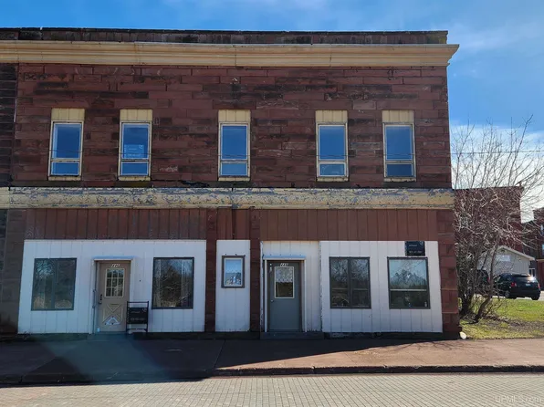 446 & 448 Pine St, Calumet, MI 49913