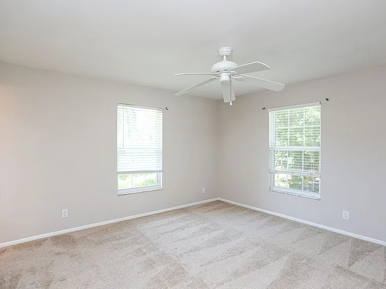 221 Cypress Way E #201 — Photo 10