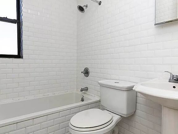 5th image of 567 E 22nd St APT A2