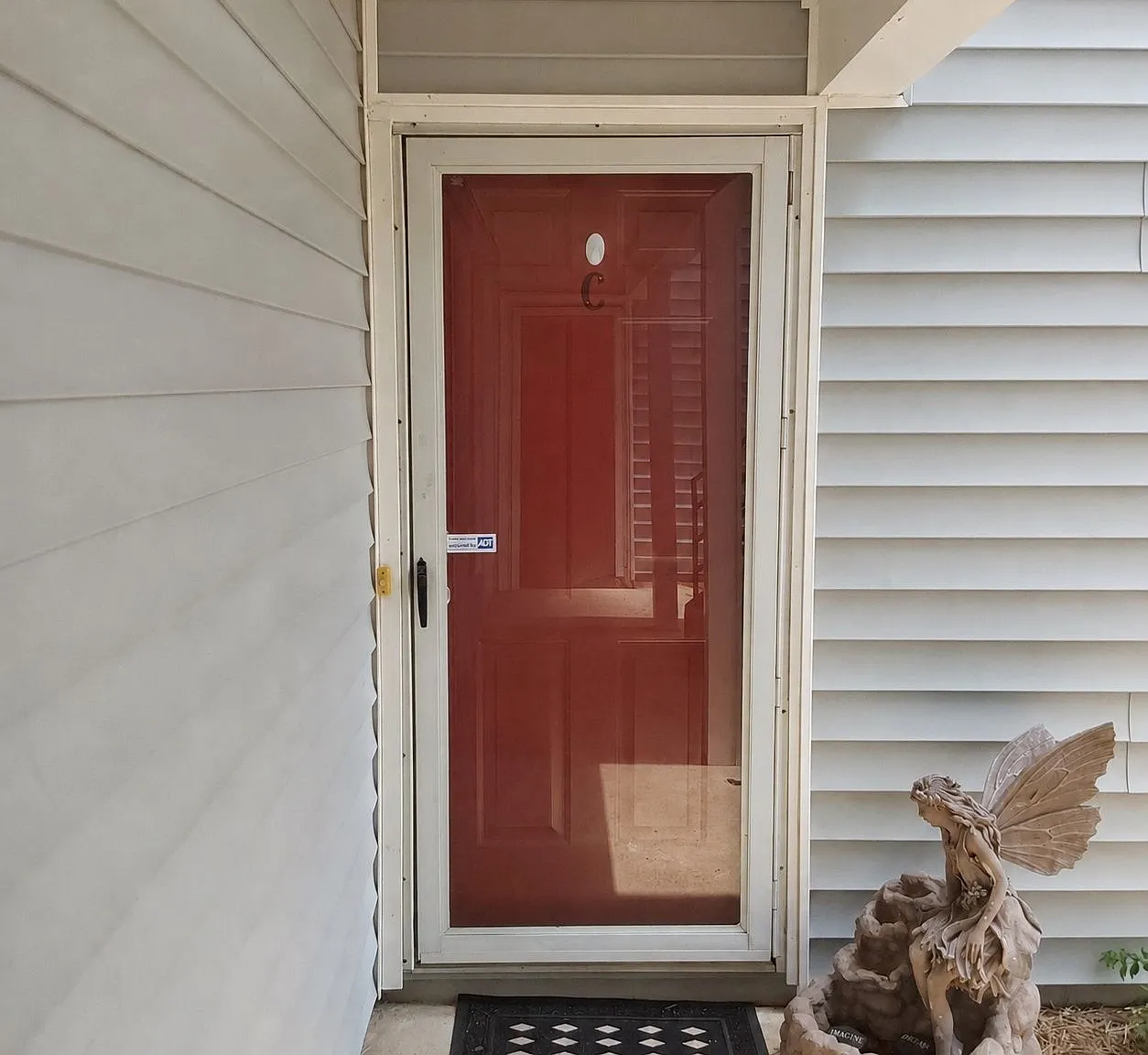 2 bed, 2.0 bath, 1255 sqft, $1,200 — Photo 2