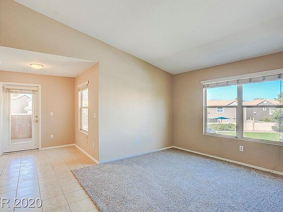 2nd image of 1150 N Buffalo Dr APT 2024
