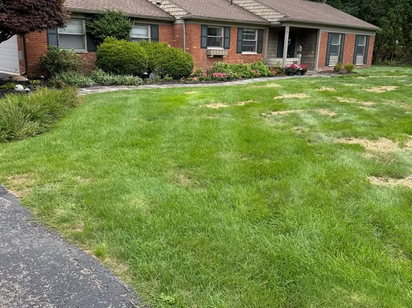 2801 Hylane Dr, Troy, MI 48098