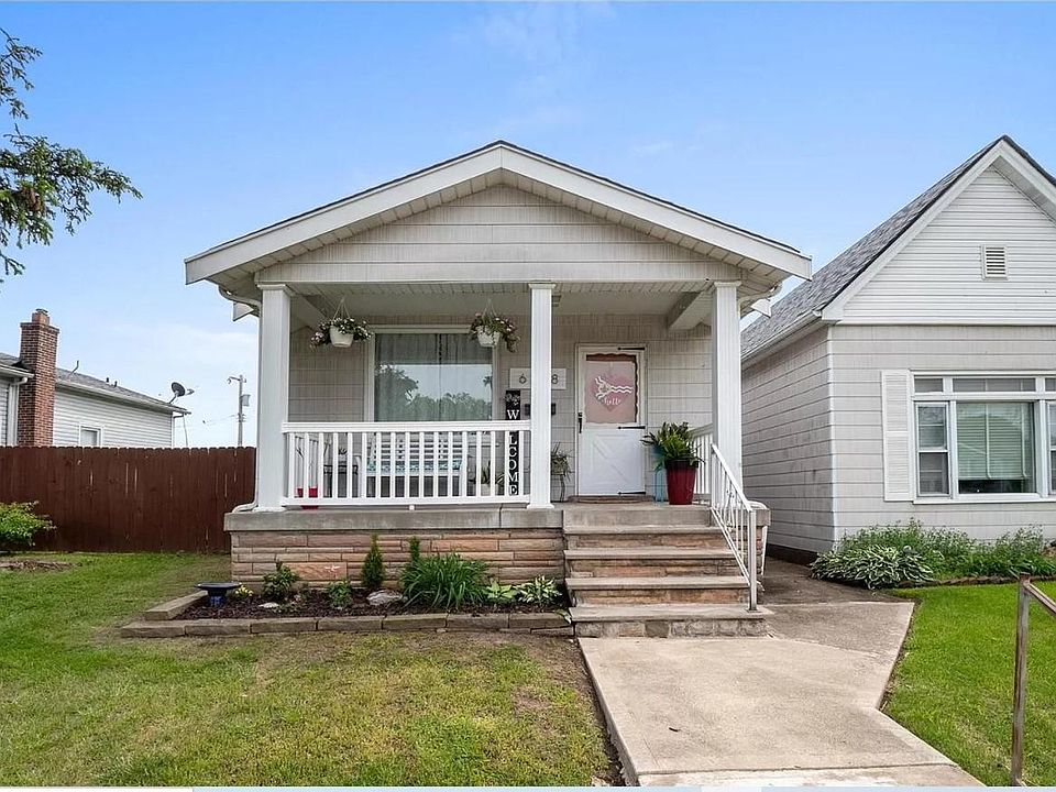 1st image of 6318 Fyler Ave