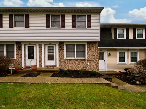 1908 Higby Dr #A, Stow, OH 44224