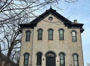 311 N Elm St APT 2S, Itasca, IL 60143