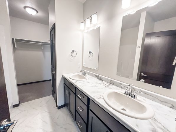 sioux-falls-south-dakota-380316241 picture