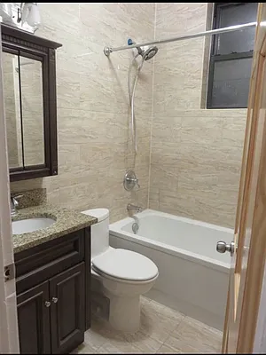 Rented by Space Real Estate | media 29