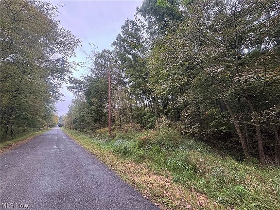4th image of 48250 Dyke Rd