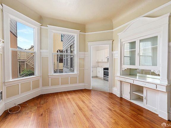 4th image of 1614 Grove St #1616
