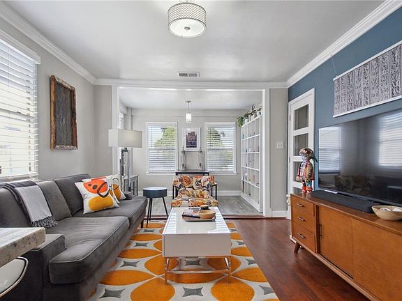 4th image of 2218-20 Lafreniere St