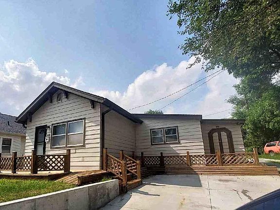 2nd image of 3512 D St