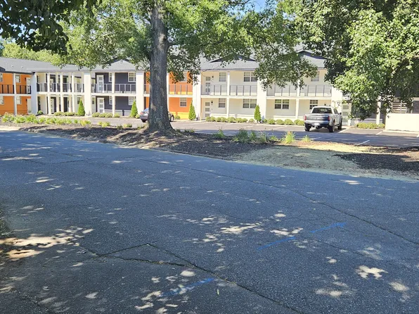 2323 Beacon St APT 14, Charlotte, NC 28205